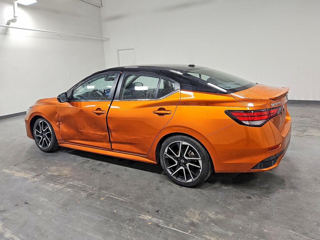 2025 NISSAN SENTRA SR photo 2