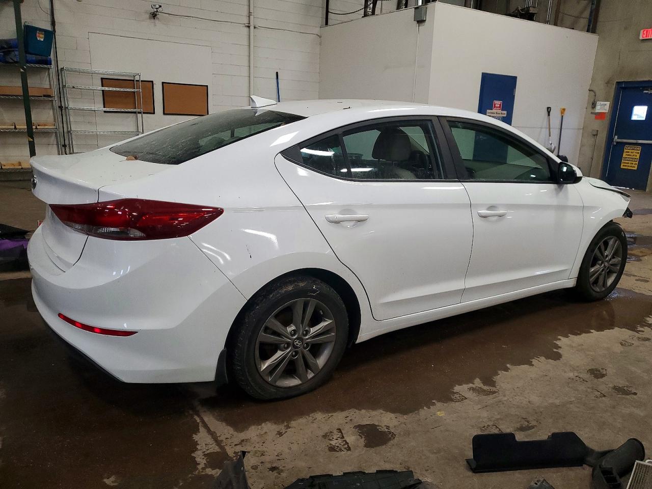 2018 HYUNDAI ELANTRA SEL photo 3