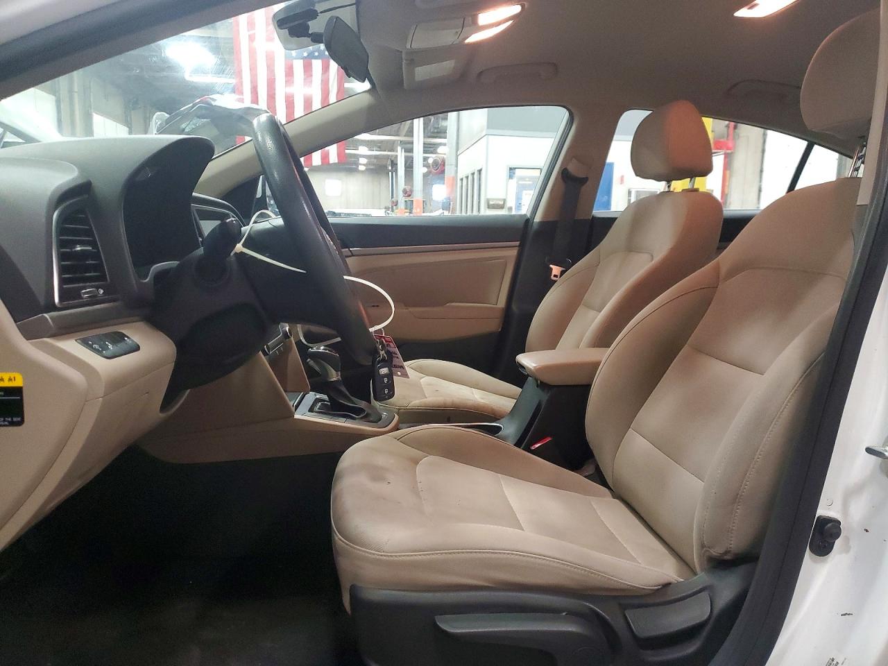 2018 HYUNDAI ELANTRA SEL photo 7