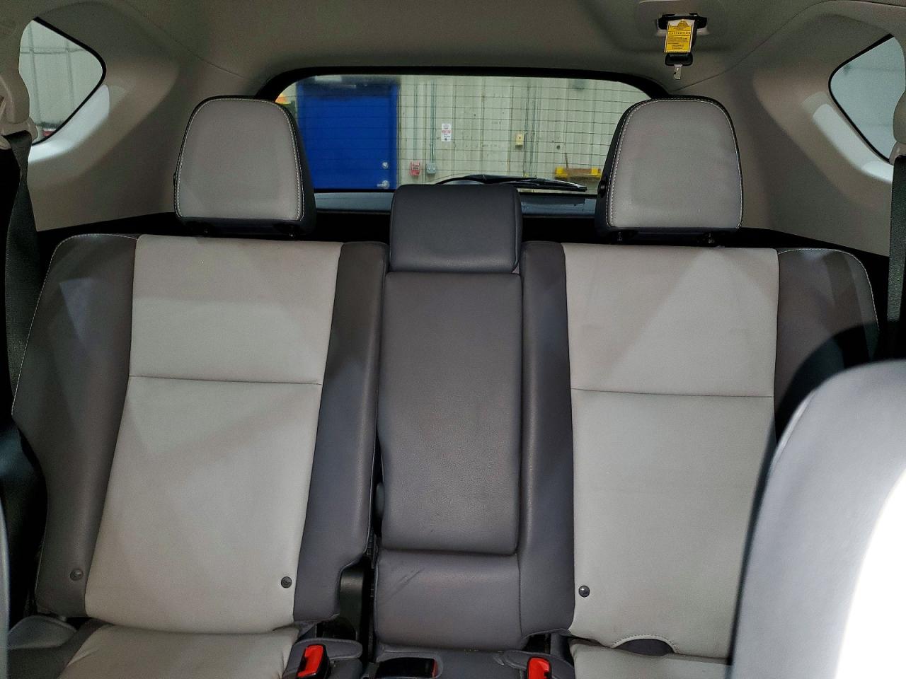 2013 TOYOTA RAV4 LIMITED photo 10