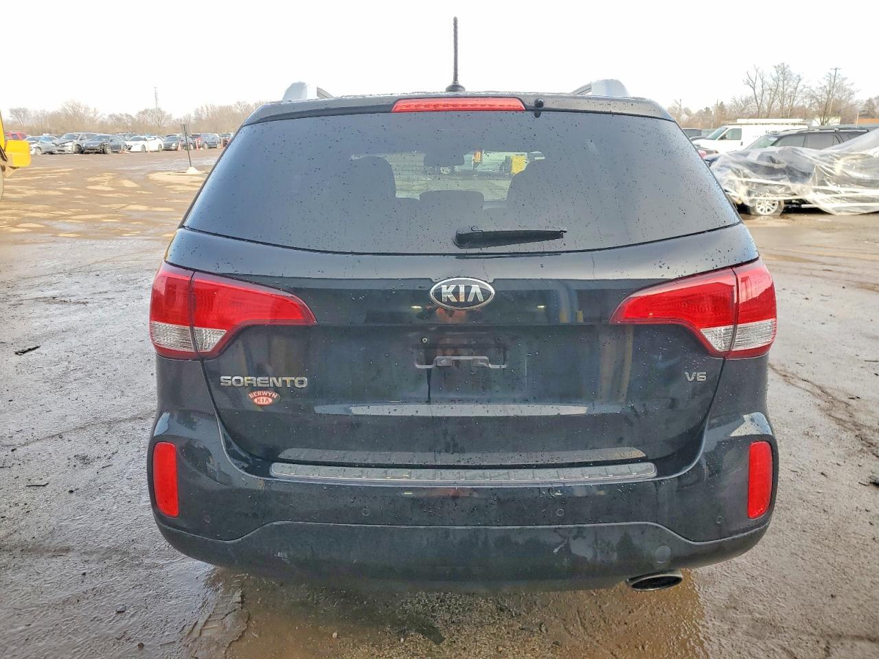 2015 KIA SORENTO LX photo 6