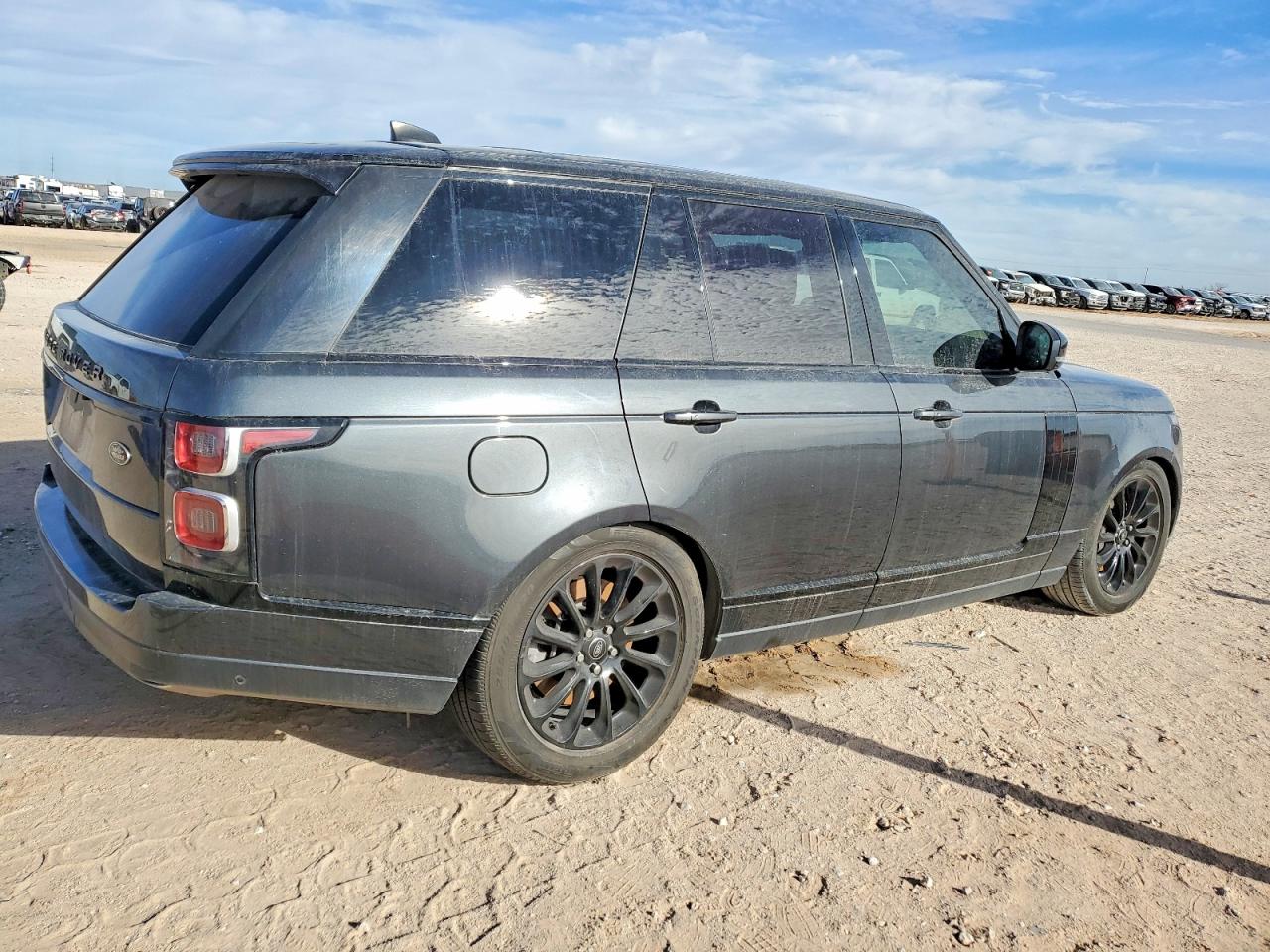 2019 LAND ROVER RANGE ROVER SUPERCHARGED photo 3