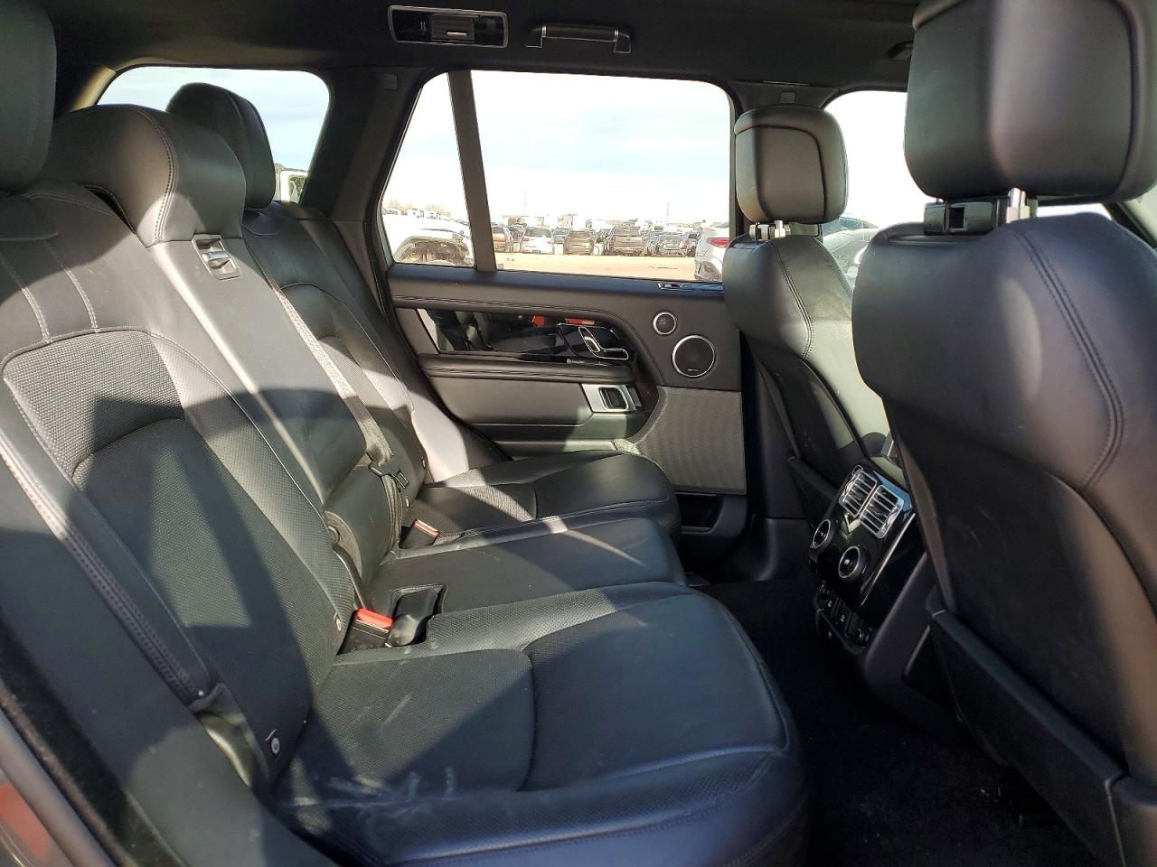 2019 LAND ROVER RANGE ROVER SUPERCHARGED photo 11