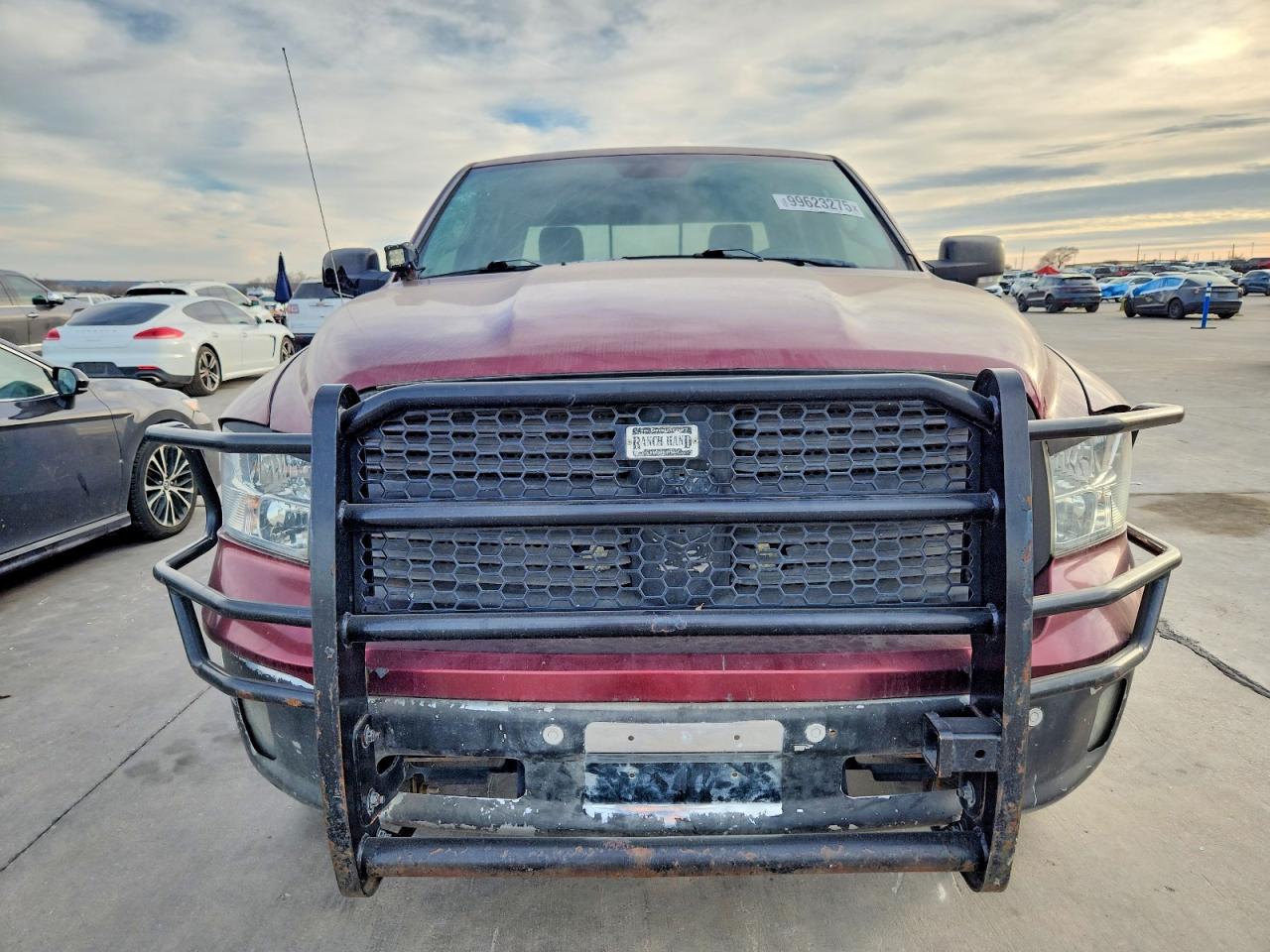 2016 RAM 1500 SLT photo 5