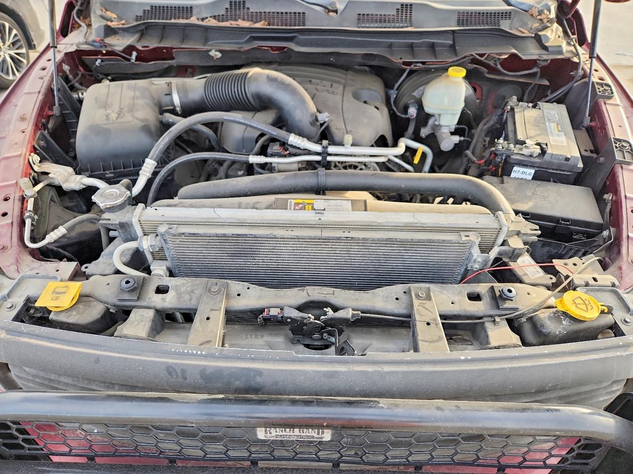 2016 RAM 1500 SLT photo 11