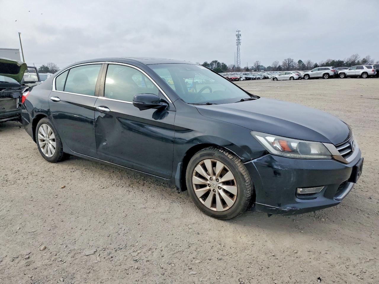 2013 HONDA ACCORD EXL photo 4