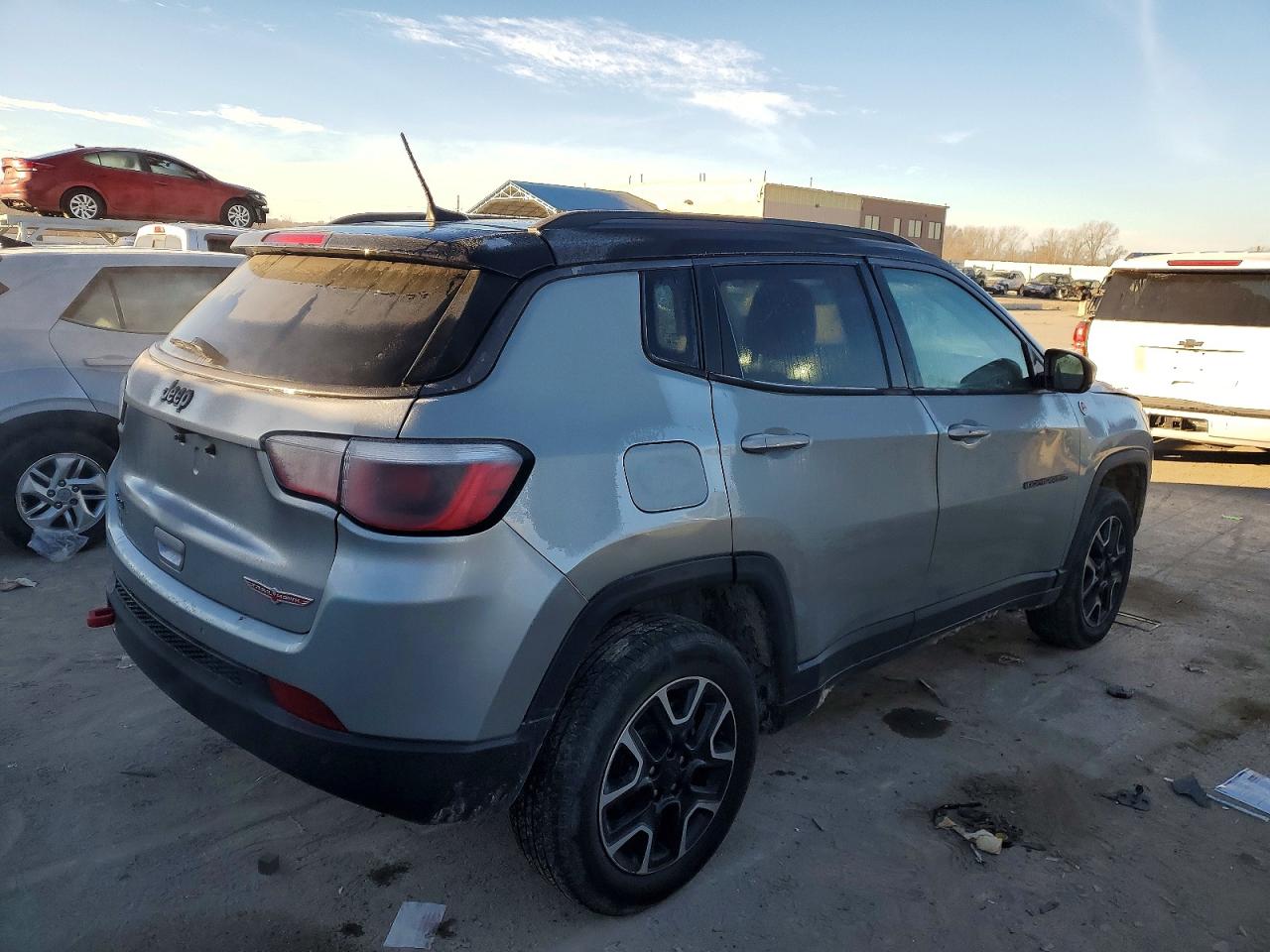 2019 JEEP COMPASS TRAILHAWK photo 3