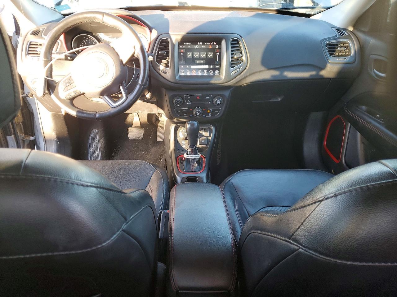 2019 JEEP COMPASS TRAILHAWK photo 8