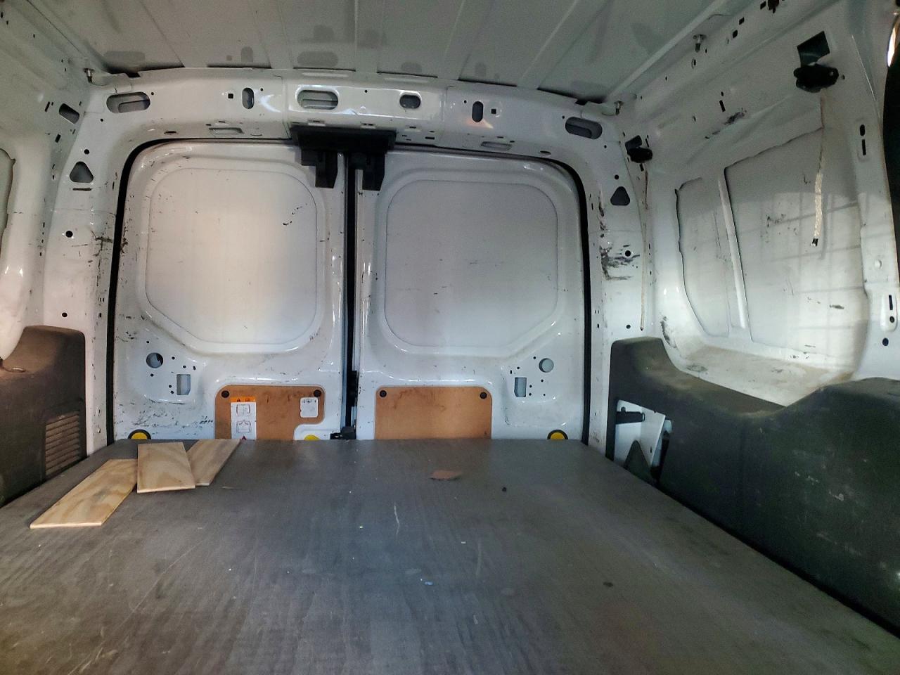 2015 FORD TRANSIT CONNECT XLT photo 10