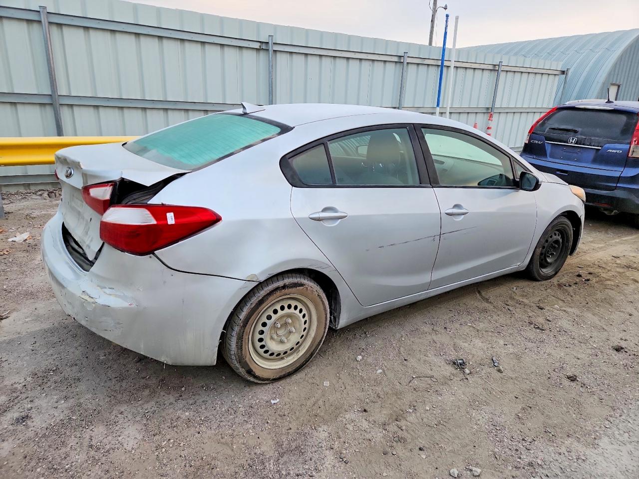 2015 KIA FORTE LX photo 3