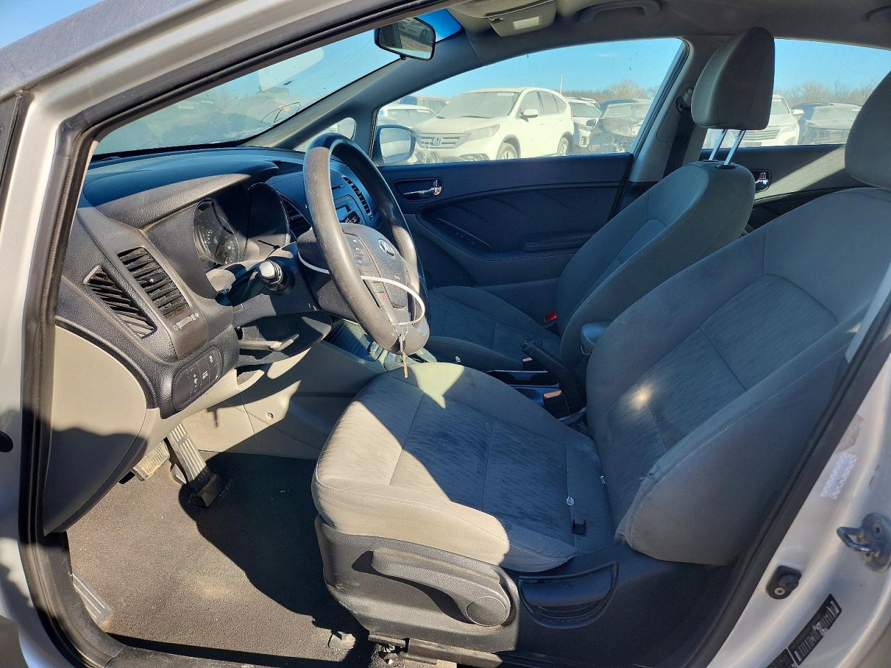 2015 KIA FORTE LX photo 7