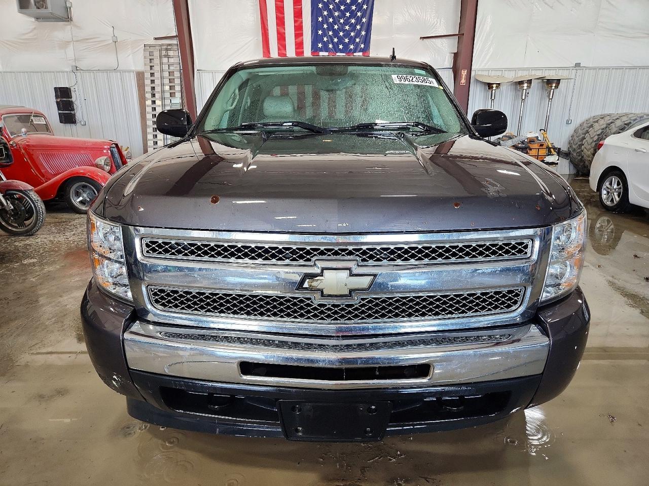 2010 CHEVROLET SILVERADO K1500 LT photo 5