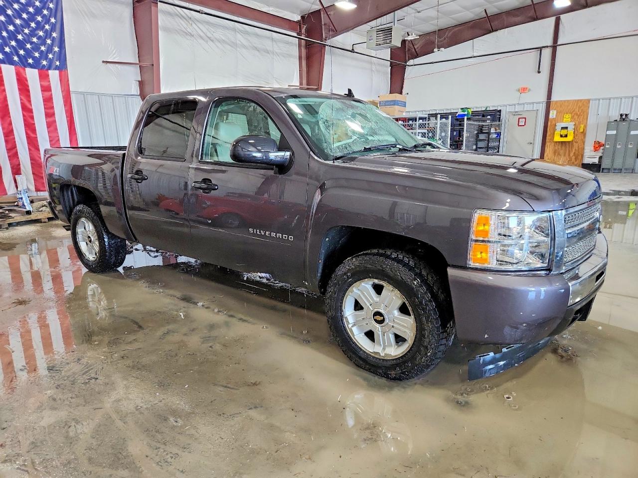2010 CHEVROLET SILVERADO K1500 LT photo 4