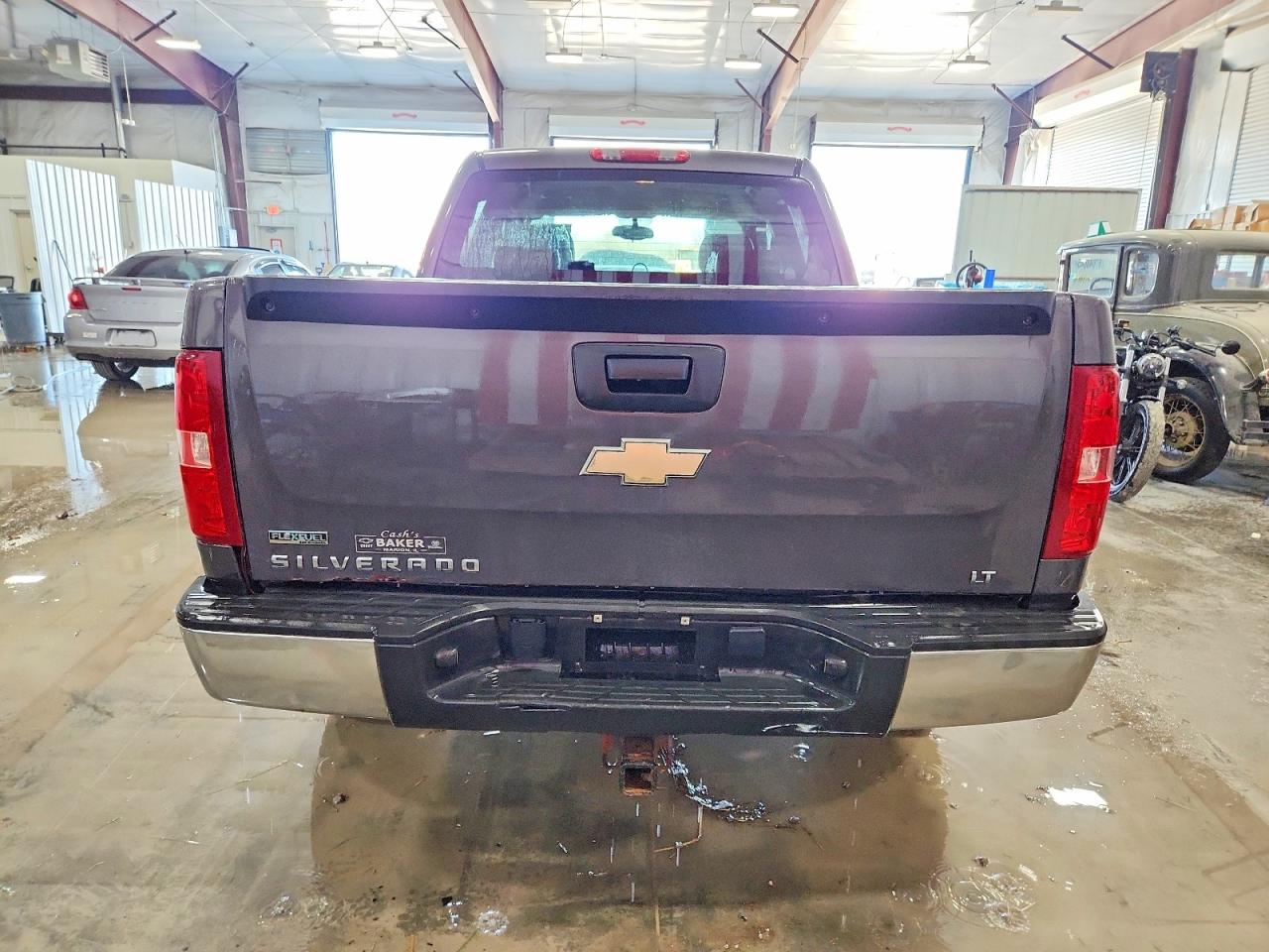 2010 CHEVROLET SILVERADO K1500 LT photo 6