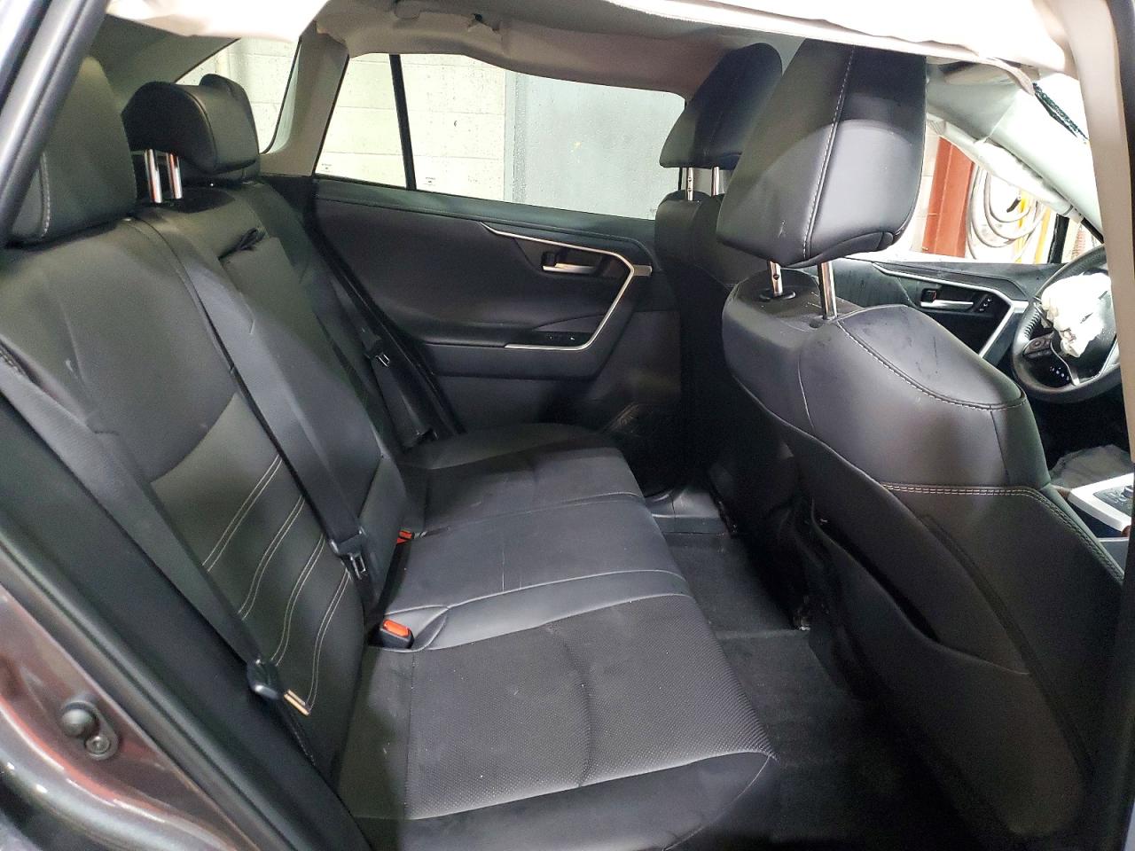 2024 TOYOTA RAV4 LIMITED photo 10
