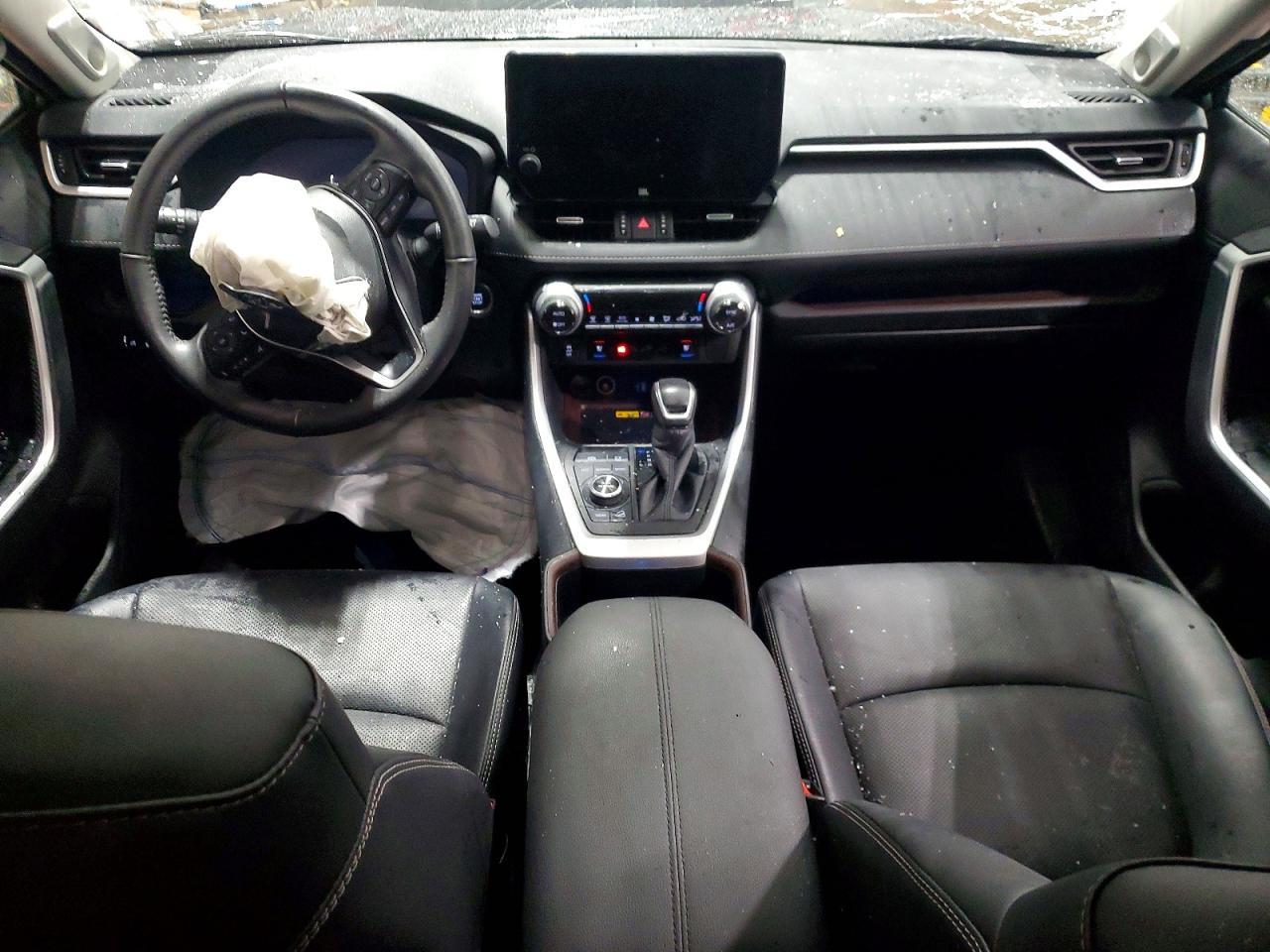 2024 TOYOTA RAV4 LIMITED photo 8