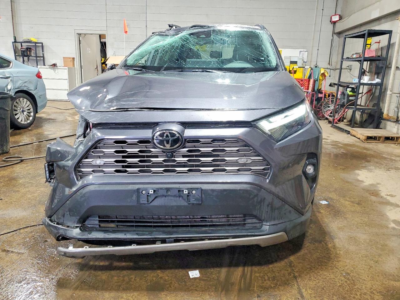2024 TOYOTA RAV4 LIMITED photo 5