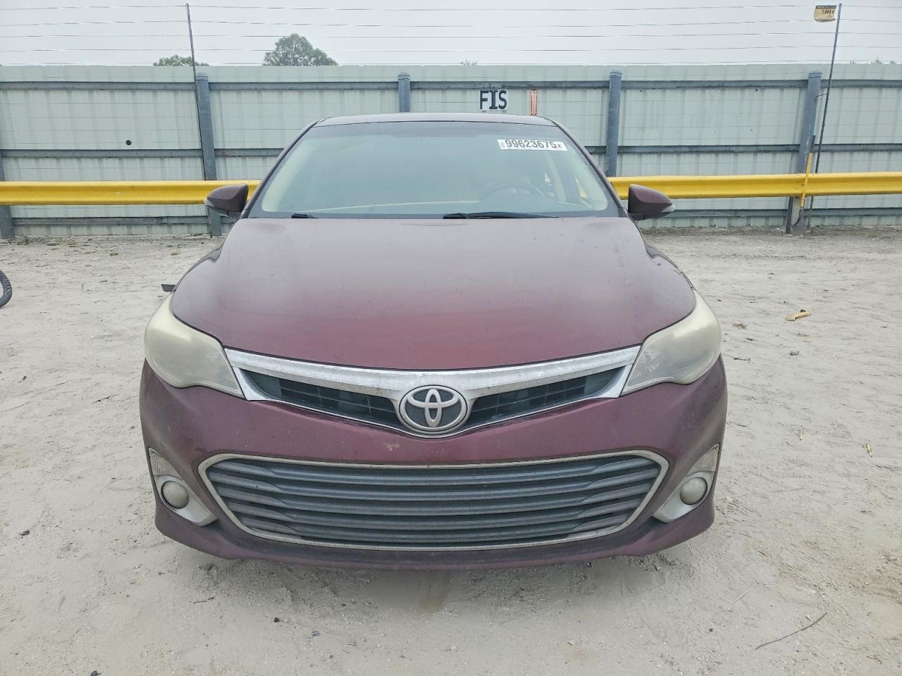 2013 TOYOTA AVALON BASE photo 5