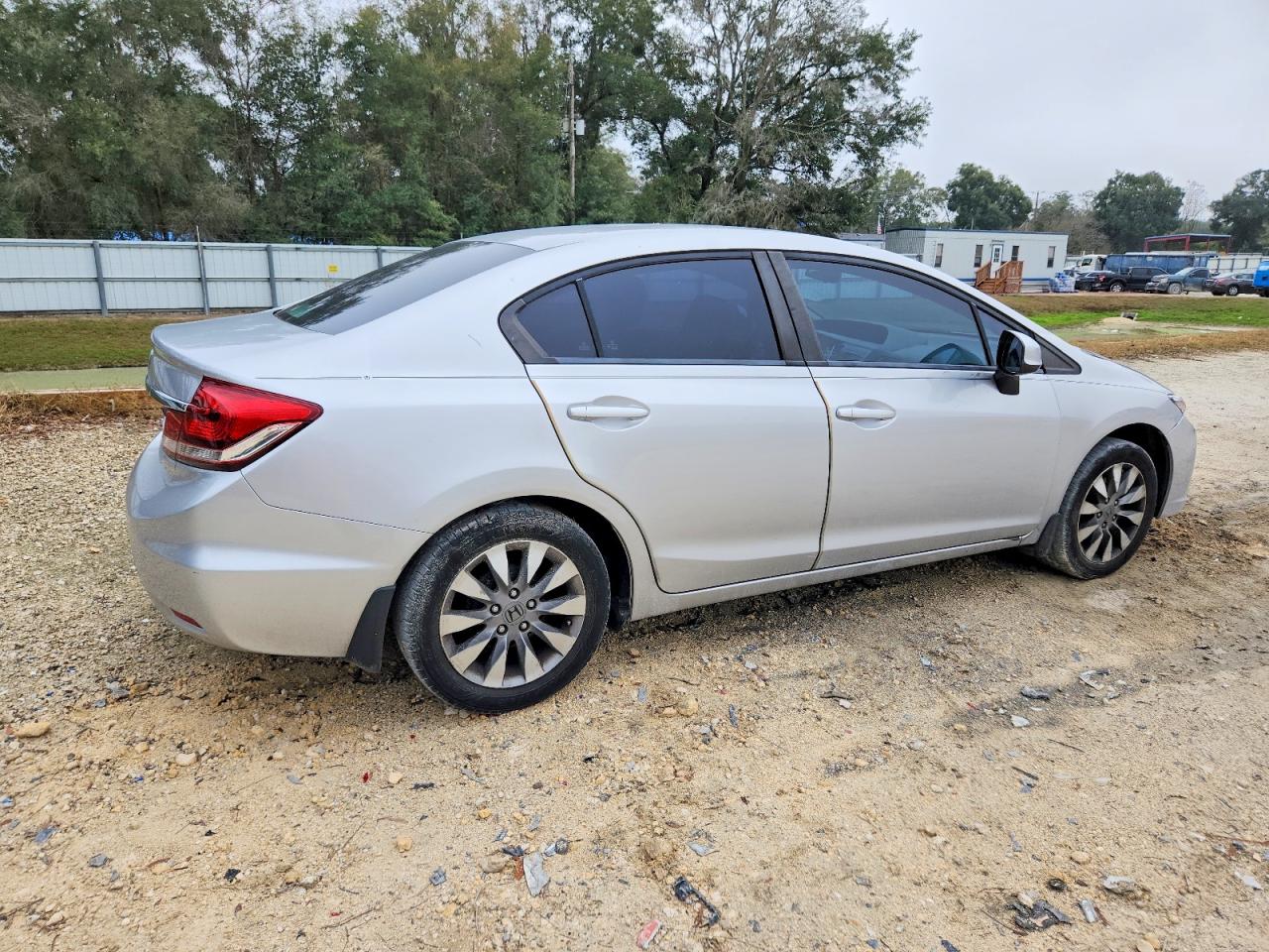 2013 HONDA CIVIC LX photo 3