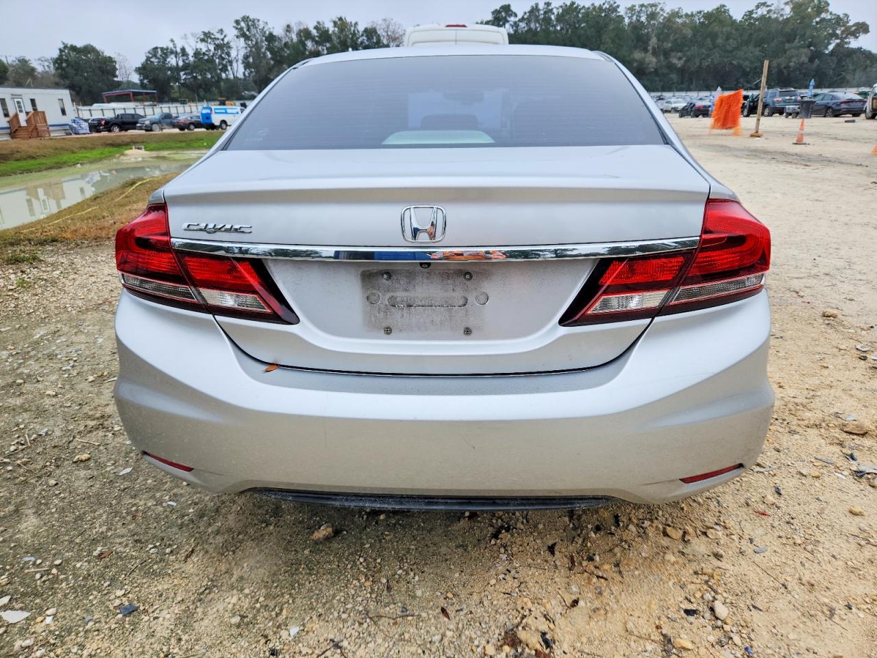 2013 HONDA CIVIC LX photo 6