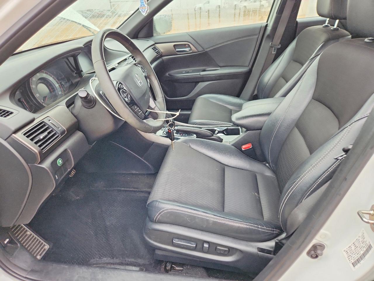 2017 HONDA ACCORD SPORT photo 7