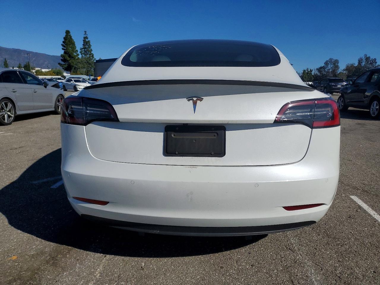 2022 TESLA MODEL 3 photo 6