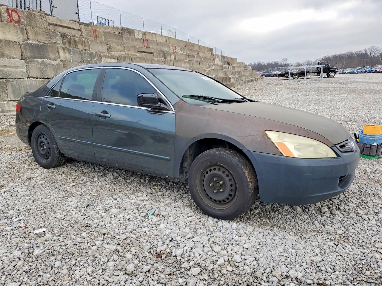 2005 HONDA ACCORD LX photo 4