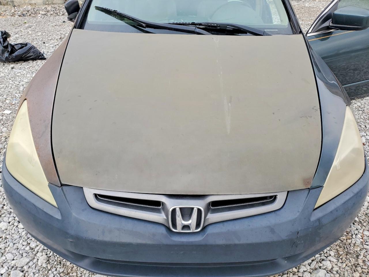 2005 HONDA ACCORD LX photo 11