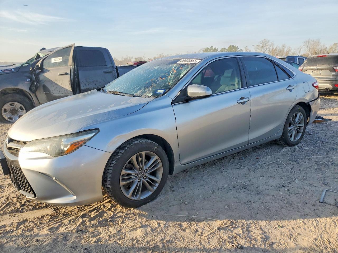 2016 TOYOTA CAMRY