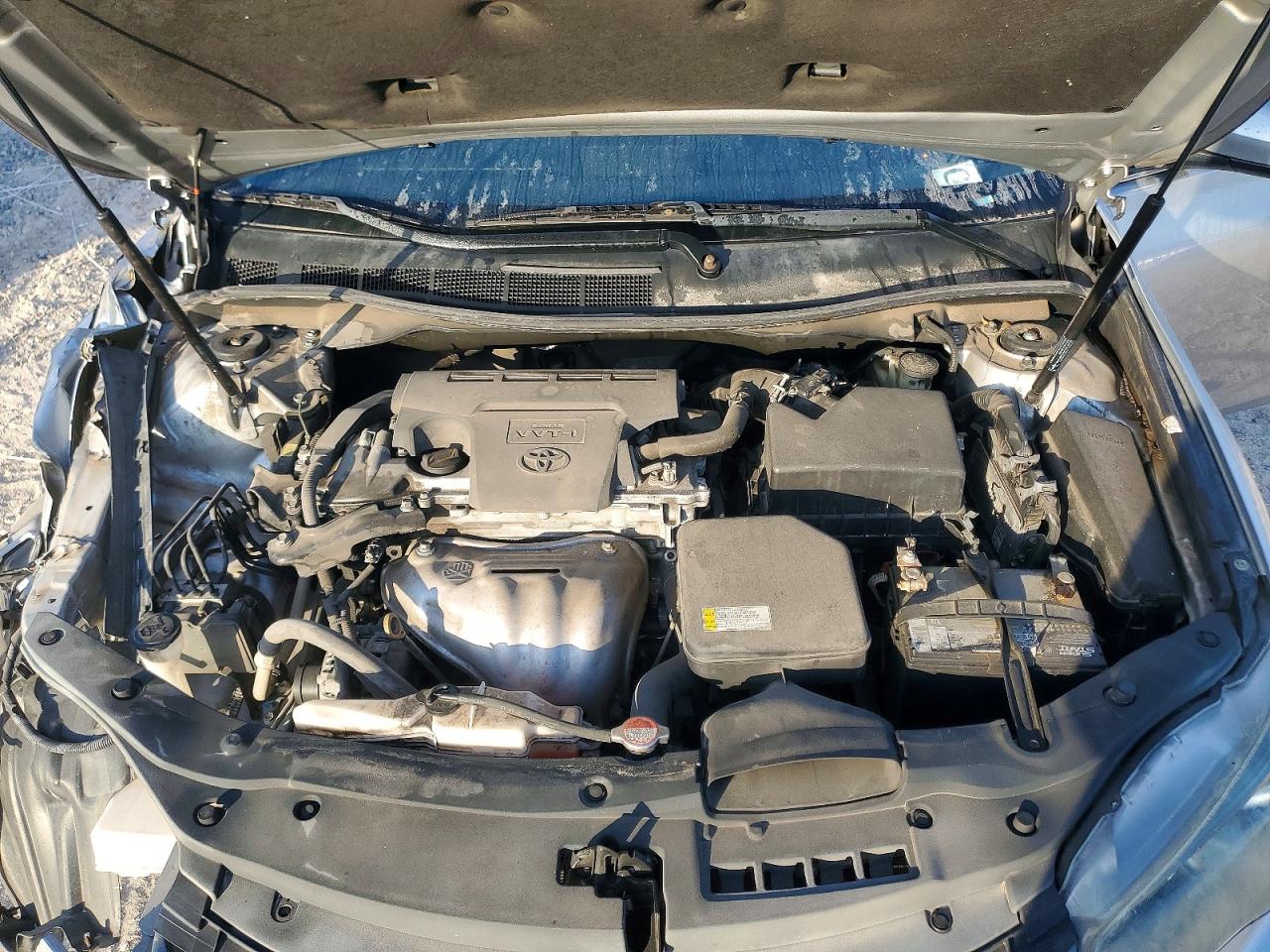 2016 TOYOTA CAMRY LE photo 11