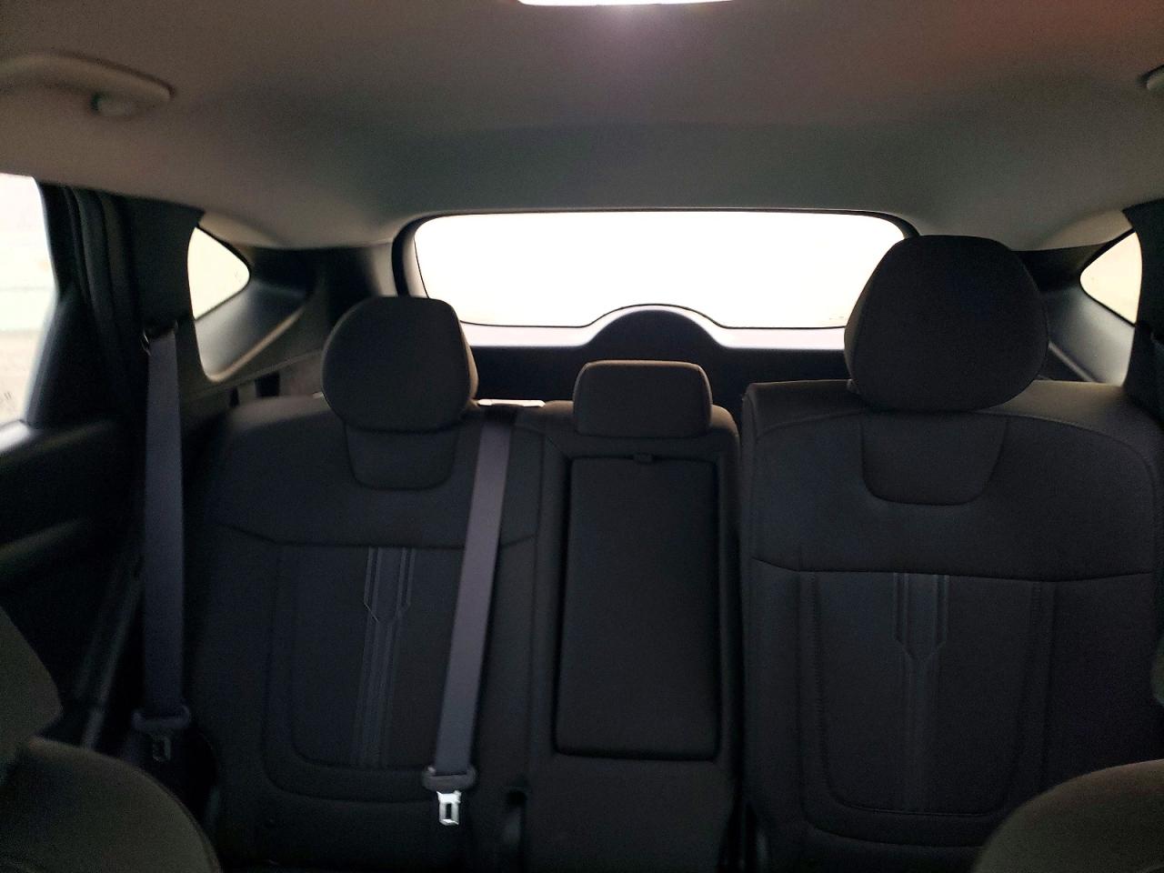 2025 HYUNDAI TUCSON SEL photo 10