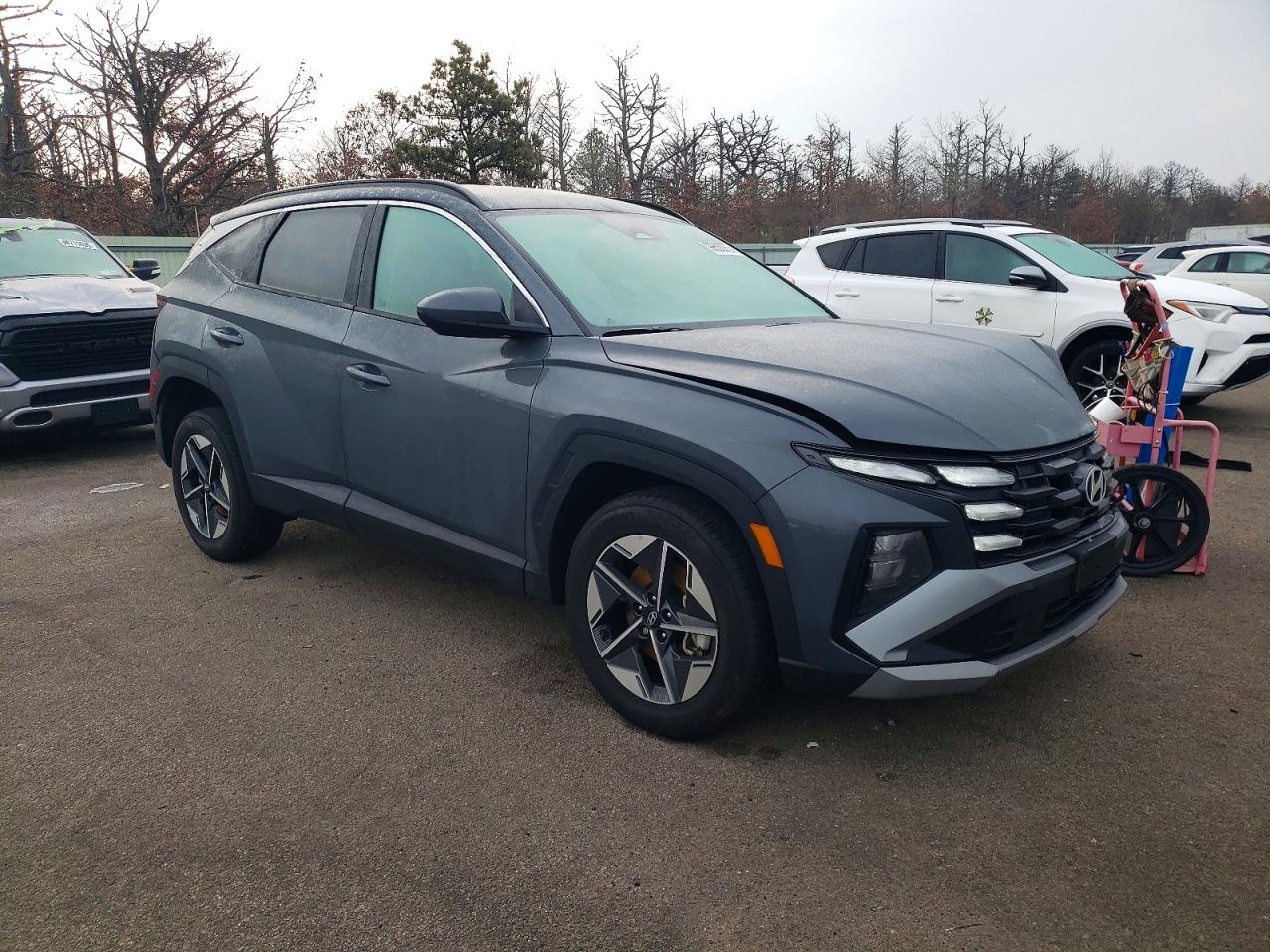 2025 HYUNDAI TUCSON SEL photo 4