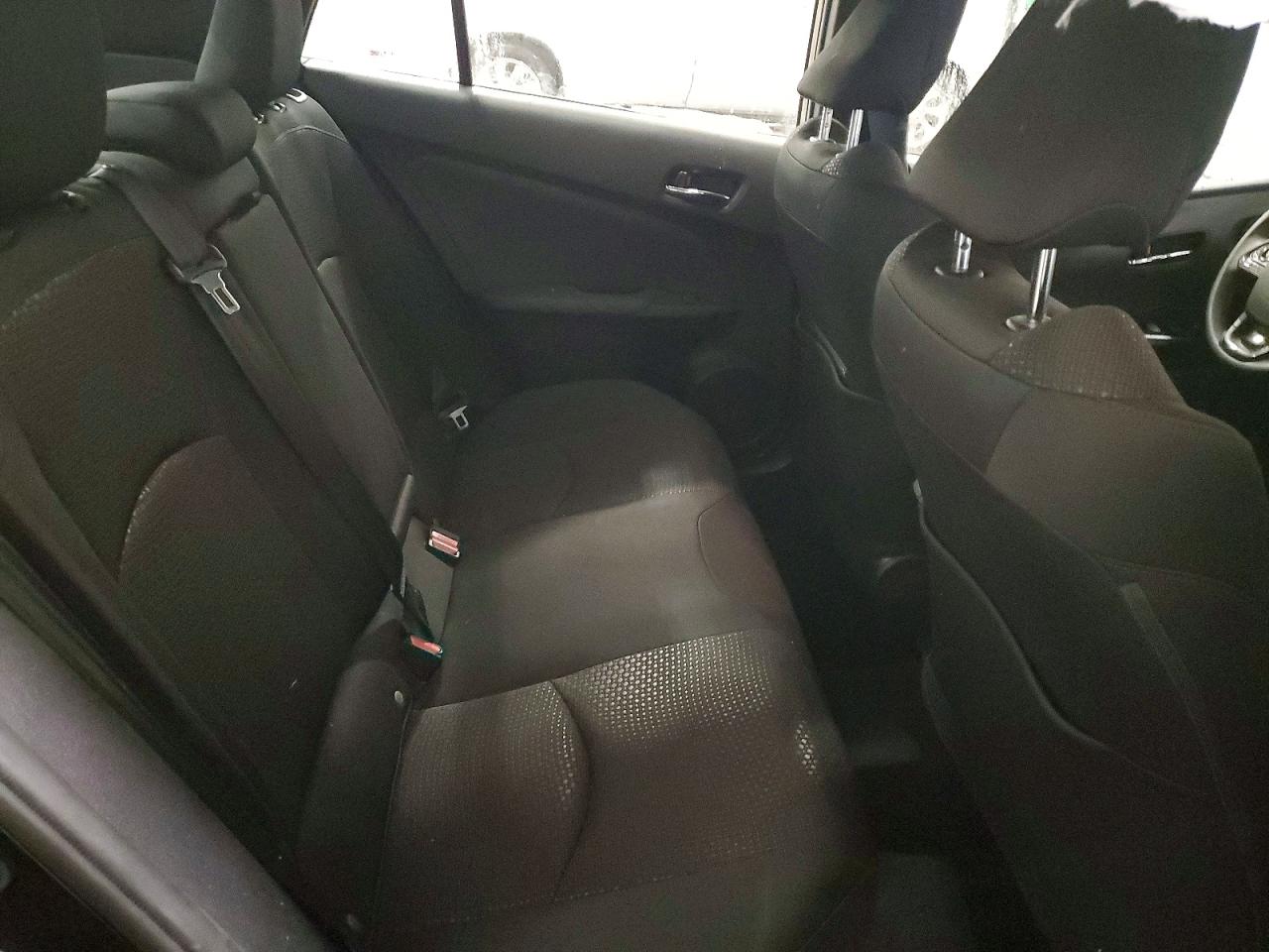 2019 TOYOTA PRIUS photo 10