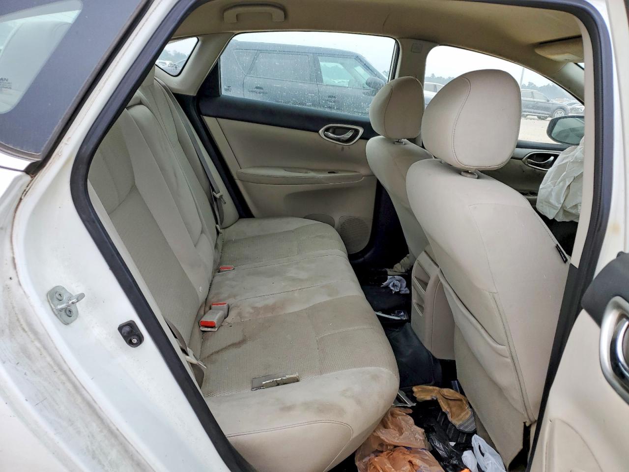 2015 NISSAN SENTRA S photo 10