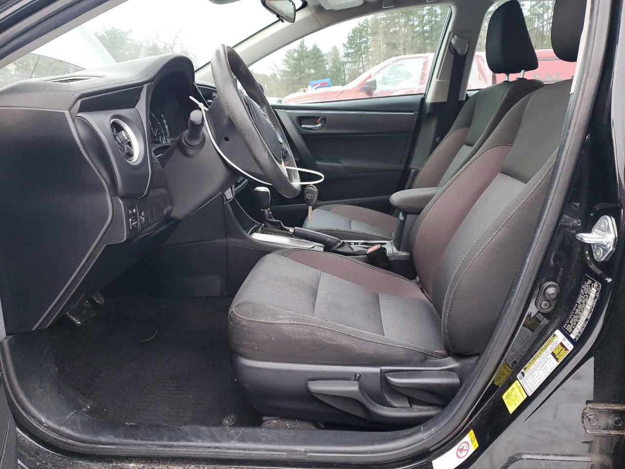 2018 TOYOTA COROLLA L photo 7
