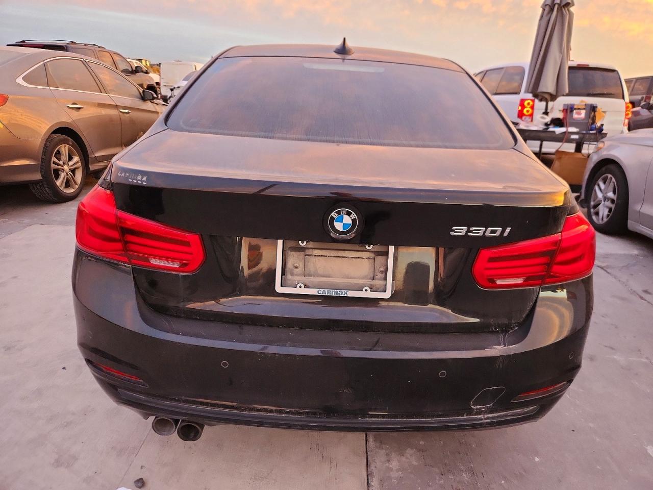 2017 BMW 330 I photo 6