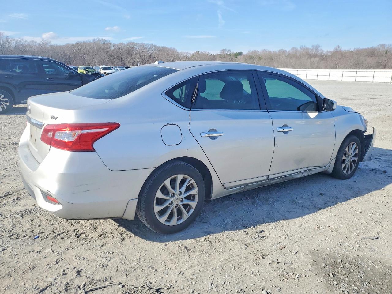 2018 NISSAN SENTRA S photo 3