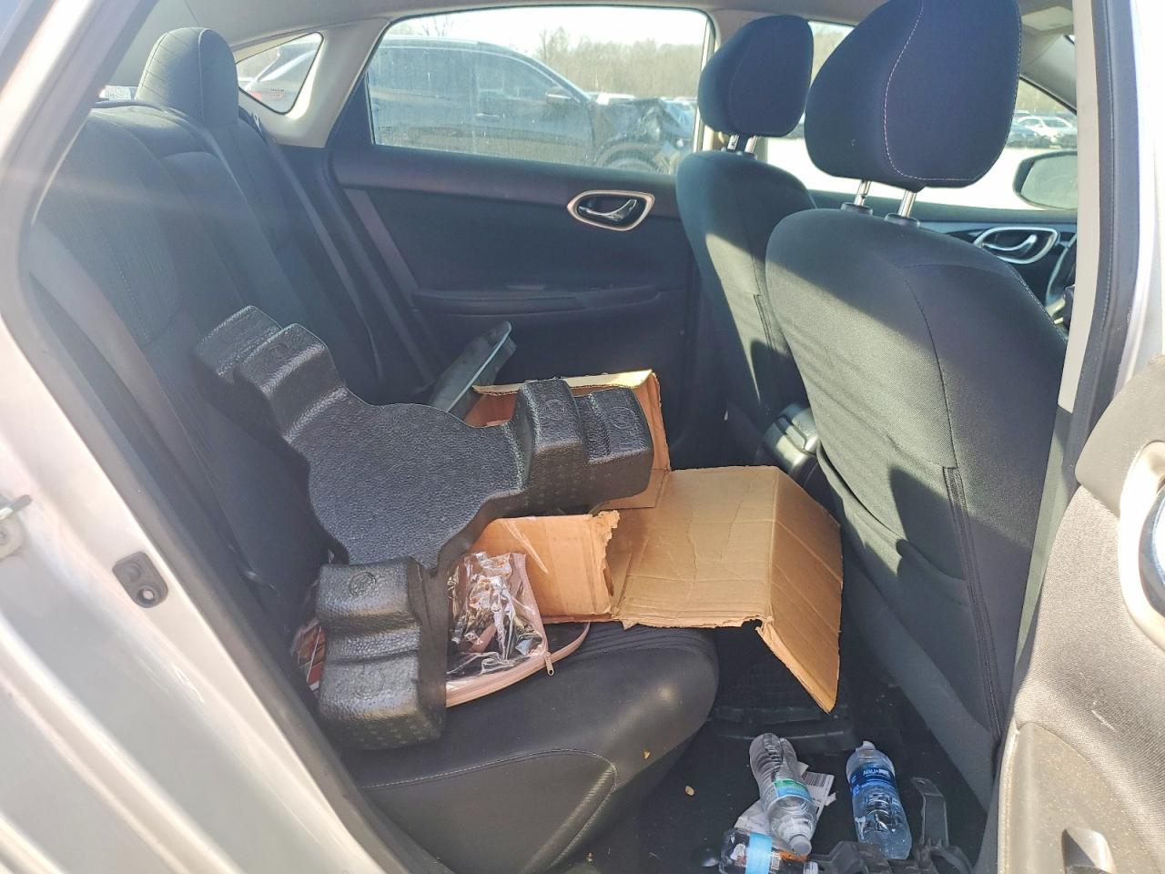 2018 NISSAN SENTRA S photo 10