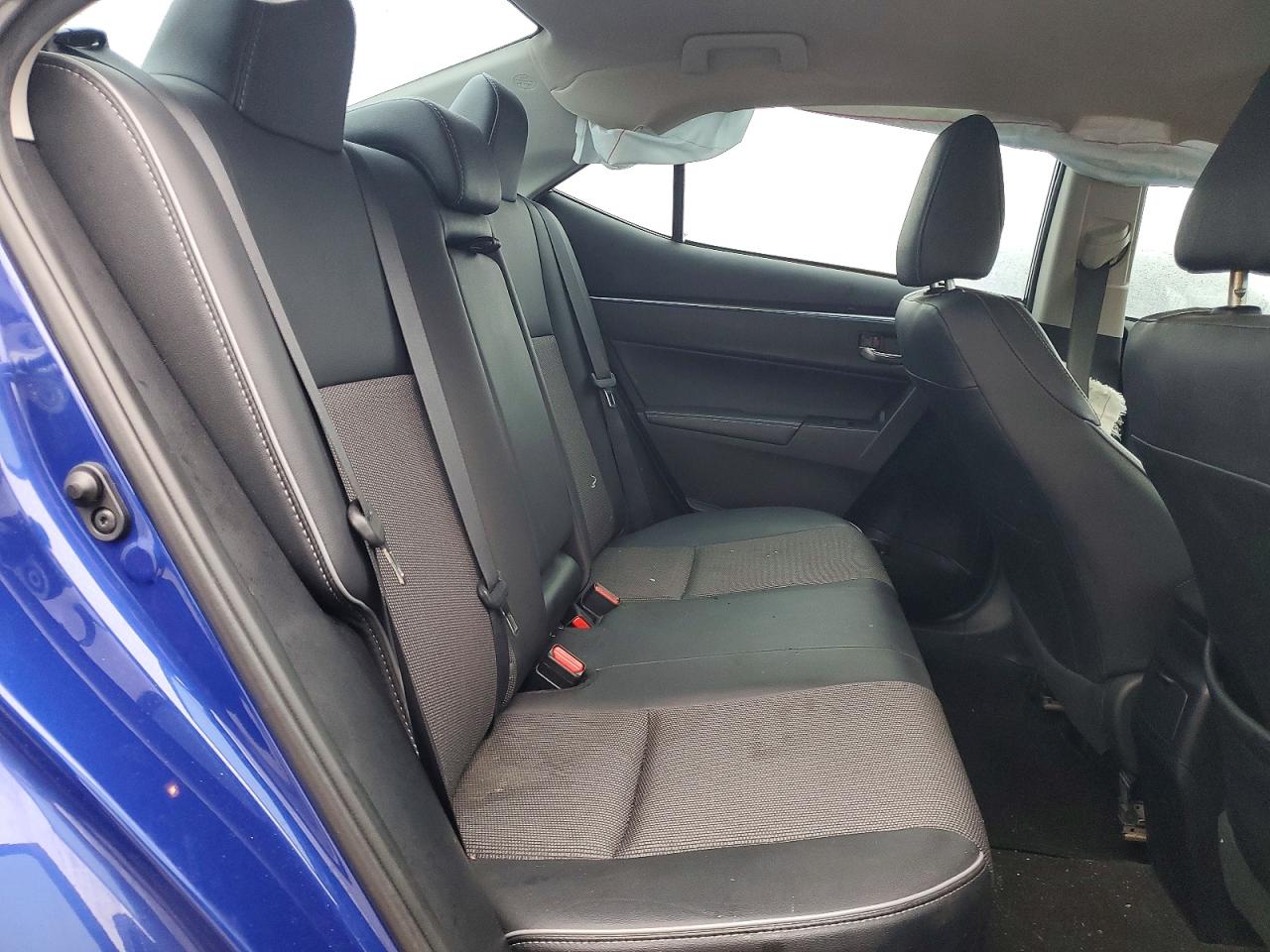 2016 TOYOTA COROLLA L photo 10