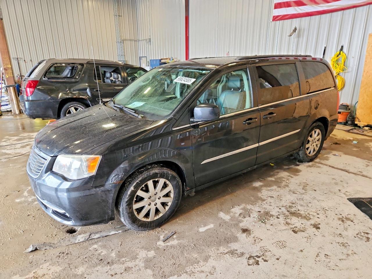 2013 CHRYSLER TOWN & COUNTRY