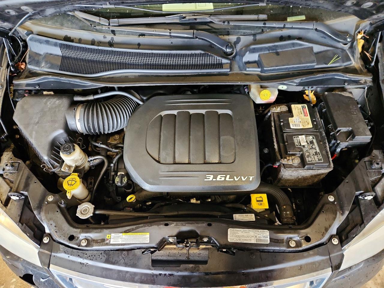 2013 CHRYSLER TOWN & COUNTRY TOURING photo 12