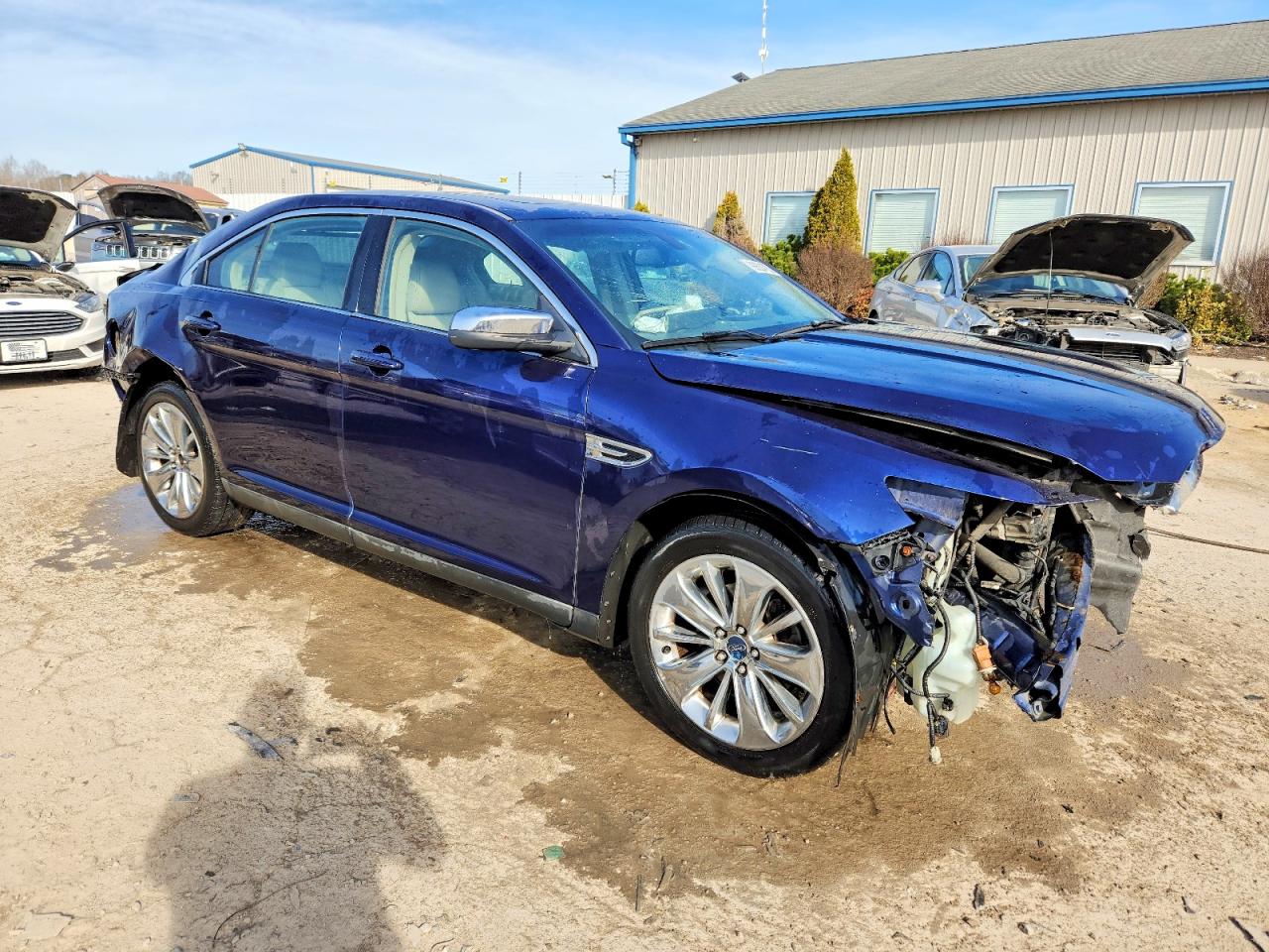 2011 FORD TAURUS LIMITED photo 4
