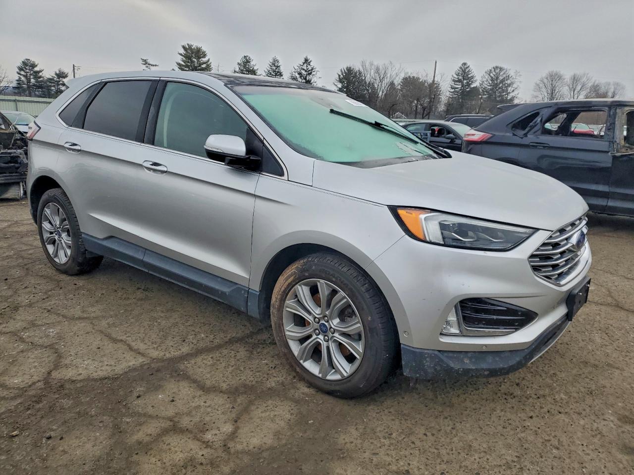 2019 FORD EDGE TITANIUM photo 4