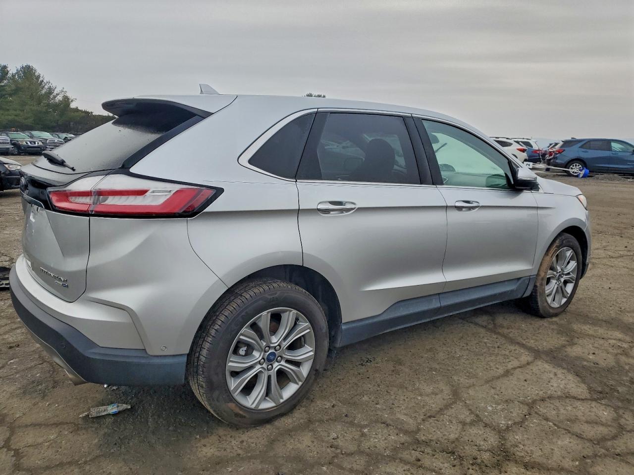 2019 FORD EDGE TITANIUM photo 3