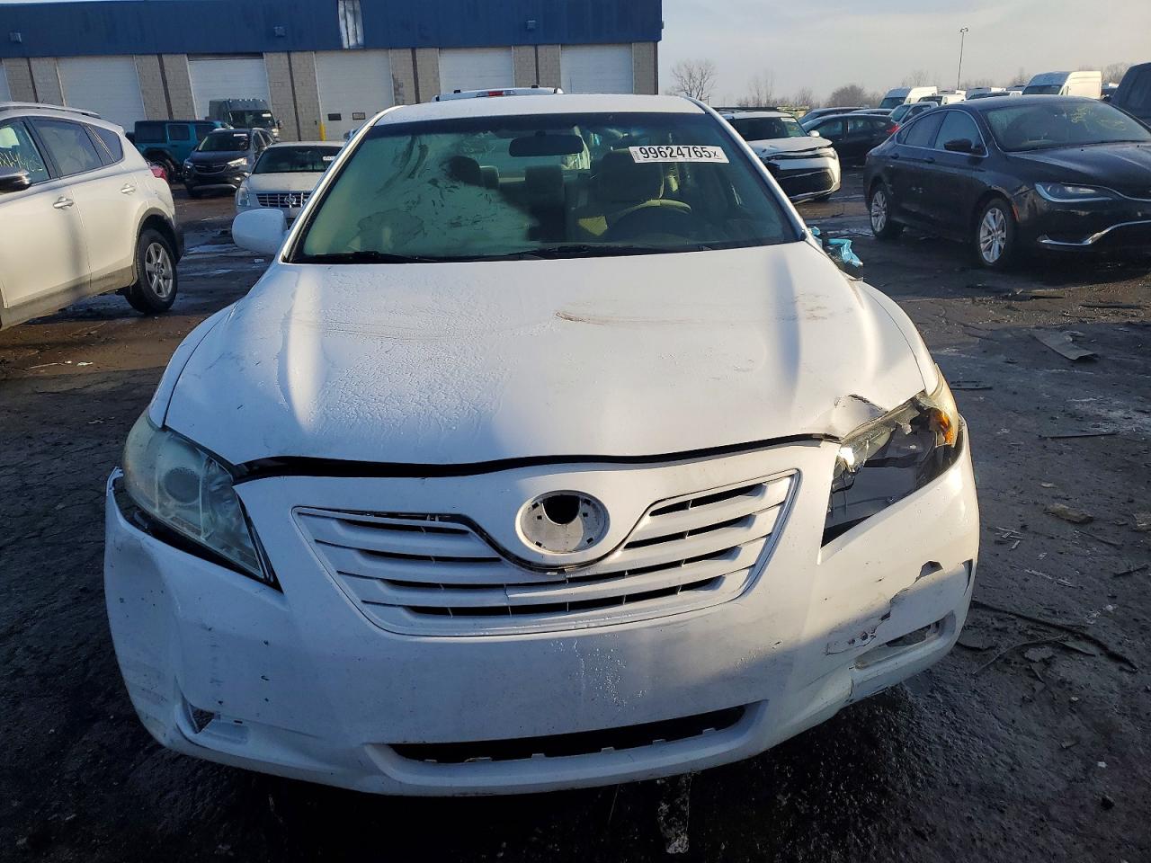2009 TOYOTA CAMRY BASE photo 5
