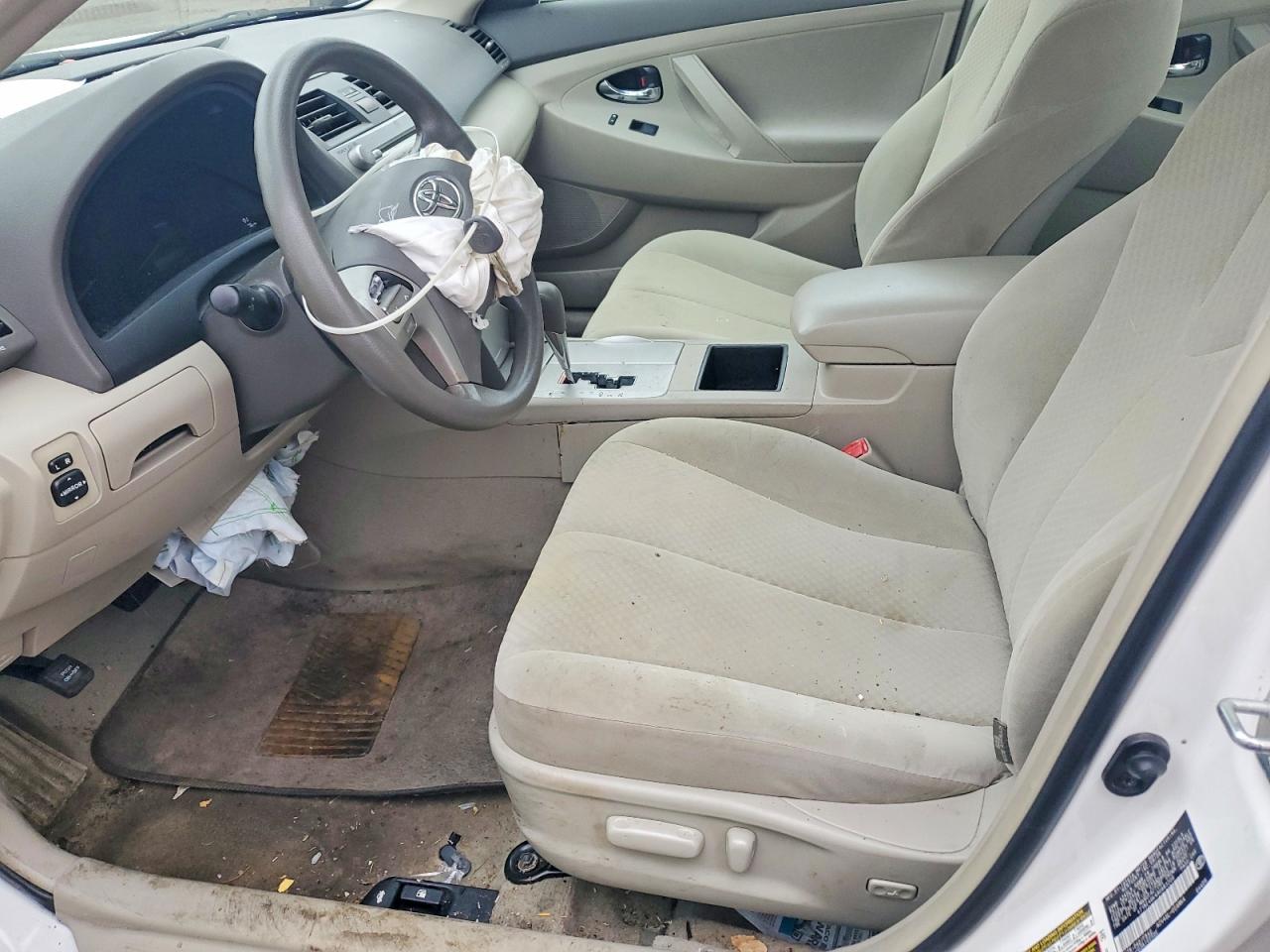 2009 TOYOTA CAMRY BASE photo 7