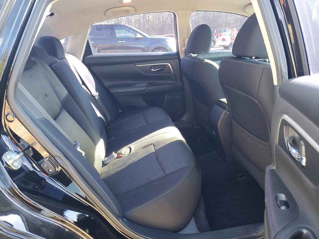2017 NISSAN ALTIMA 2.5 SR photo 10
