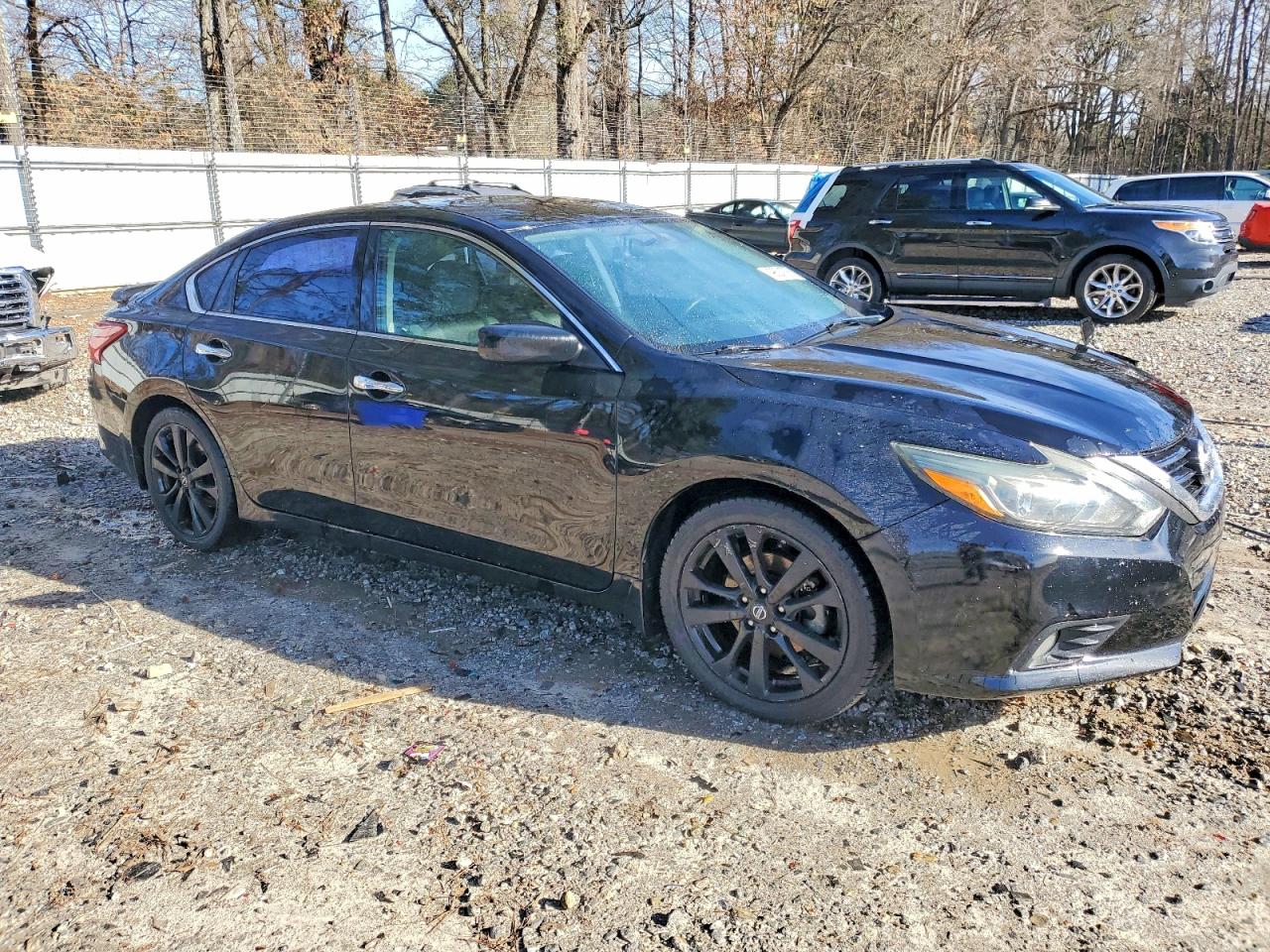 2017 NISSAN ALTIMA 2.5 SR photo 4