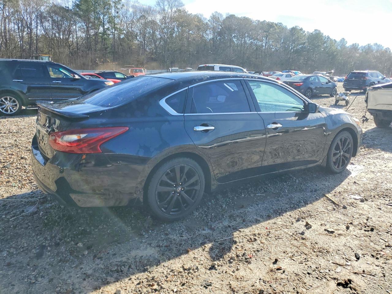2017 NISSAN ALTIMA 2.5 SR photo 3