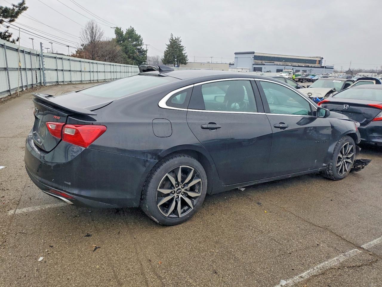 2022 CHEVROLET MALIBU RS photo 3